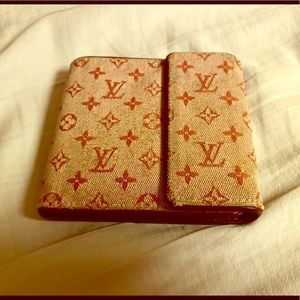 LV Wallet